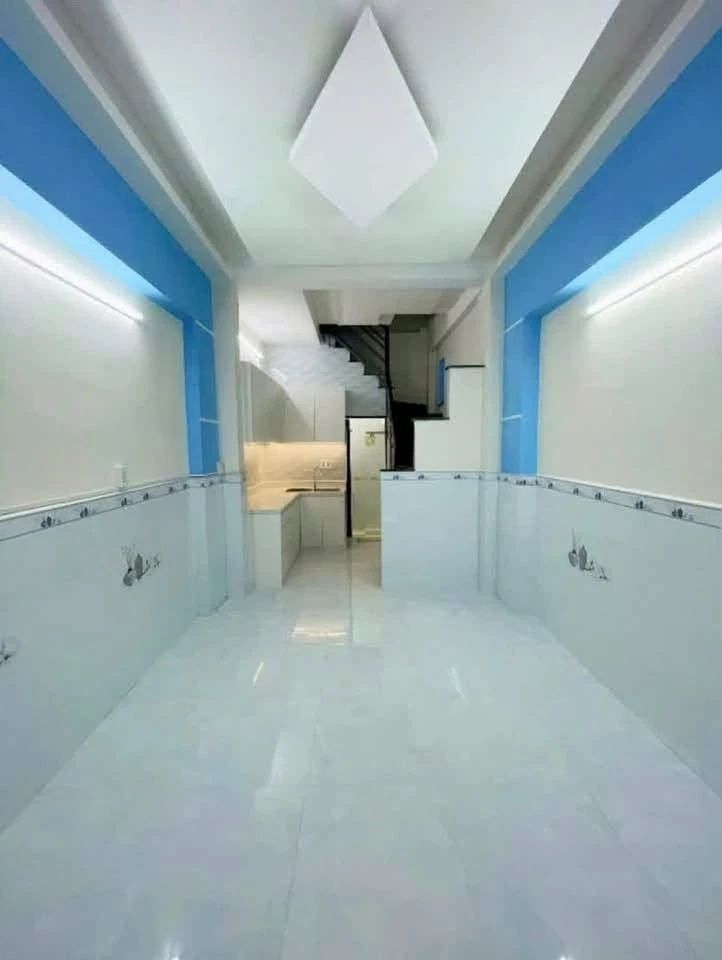 Cho thuê nhà nguyên căn 3 phòng ngủ 24m² Quận 4 - Ảnh thu nhỏ 2