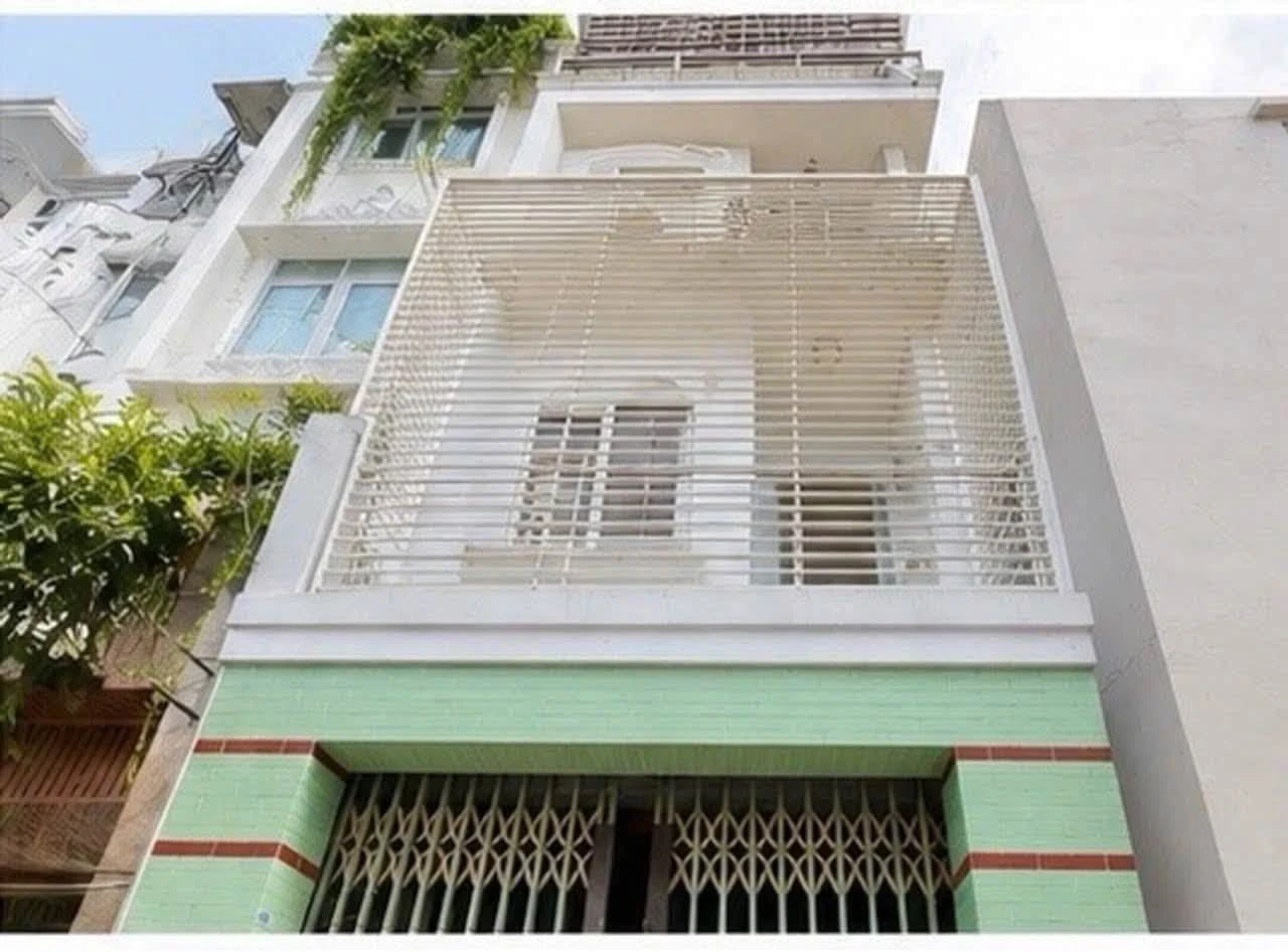 Bán nhà phố mặt tiền Quận 3, 107m², 11 phòng, 14.2 tỷ - Ảnh 1