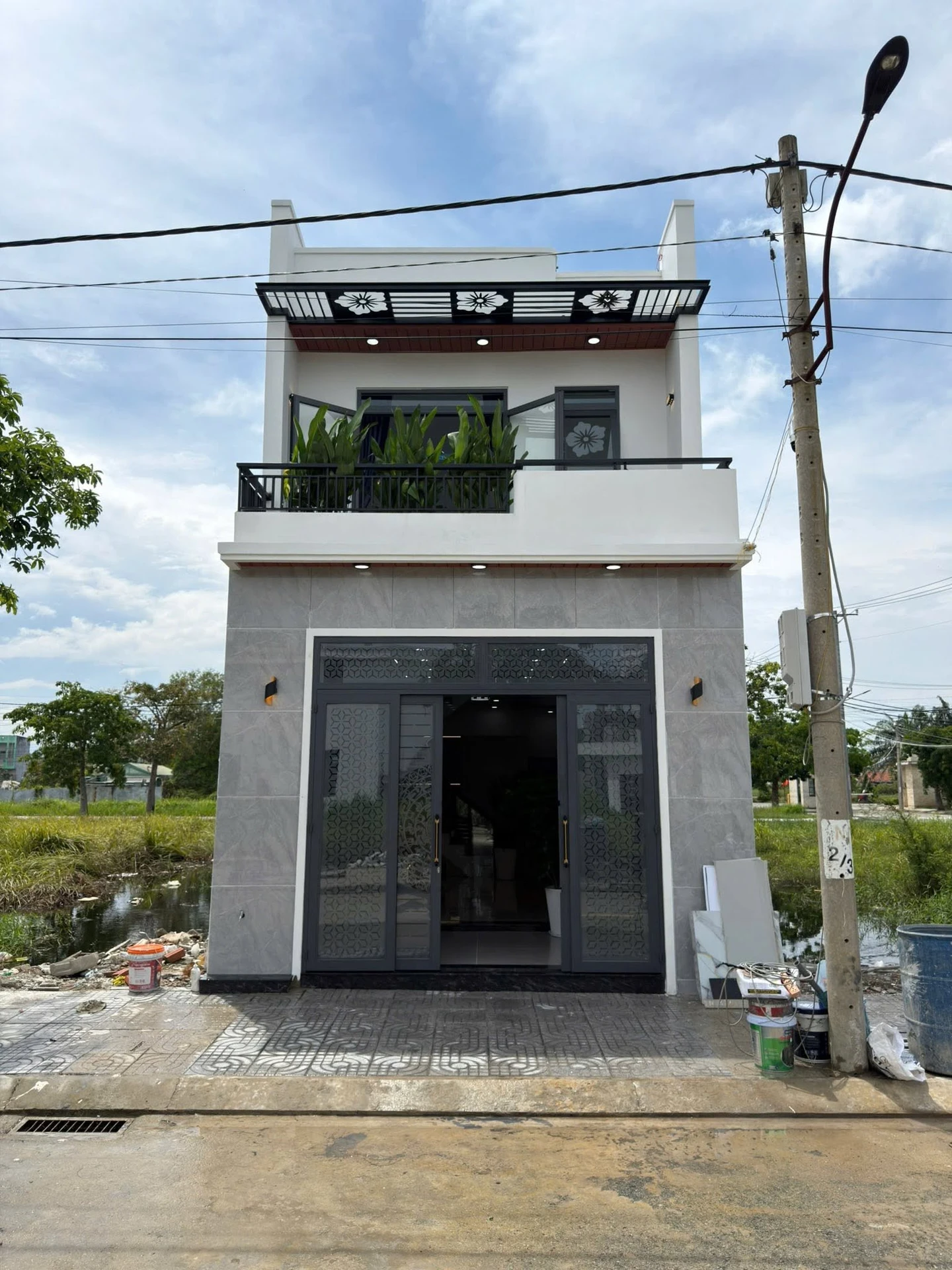 Bán nhà mới 3PN Mỹ Hạnh 77.5m², 2.45 tỷ - Ảnh 1