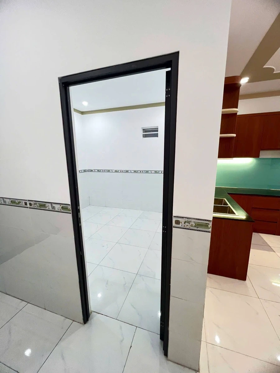 Bán nhà gác lửng 2 mặt tiền 115m2, 3PN 2WC Nguyễn Thái Học - Ảnh thu nhỏ 5