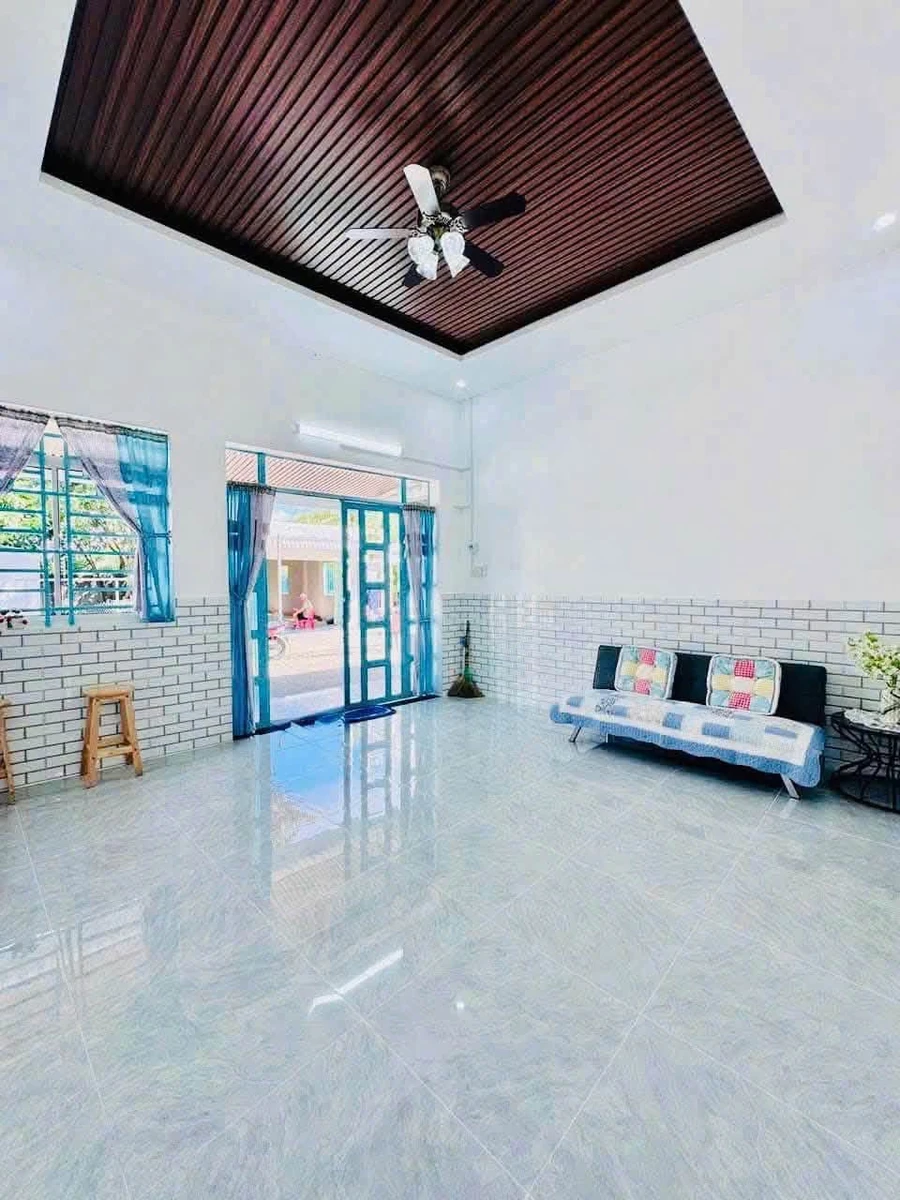 Bán nhà 81.9m² 2PN 2WC Huỳnh Tấn Phát Rạch Giá An Giang - Ảnh thu nhỏ 2