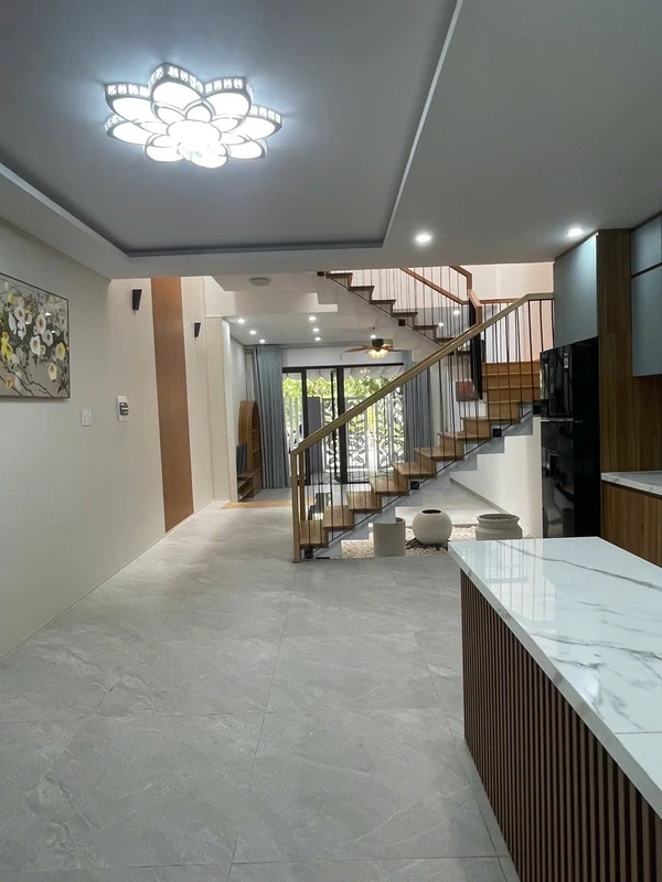 Bán nhà C4 mới đầy đủ nội thất mặt tiền Nại Hiện Đông 15, Sơn Trà, Đà Nẵng, 65m2