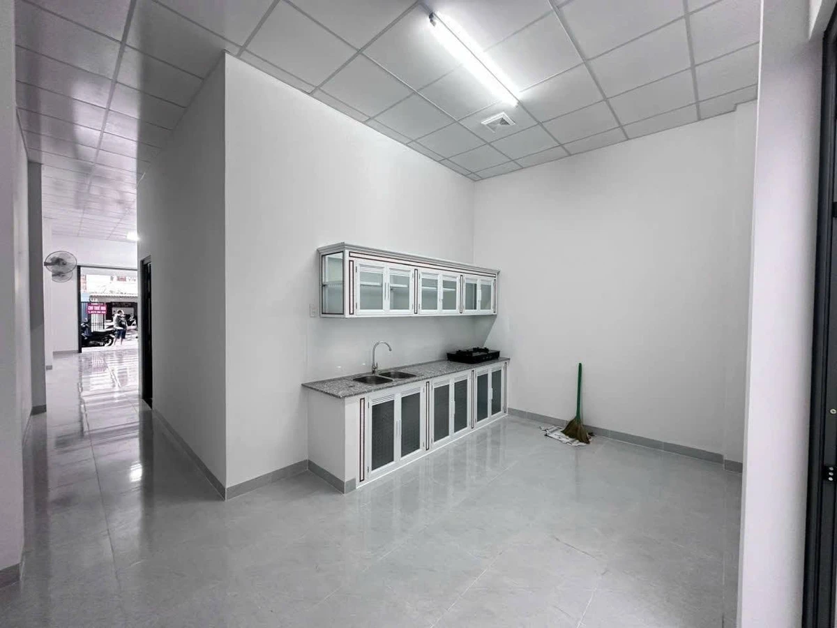 Cho thuê nhà mặt tiền kinh doanh 100m² Phan Thiết - Ảnh thu nhỏ 5
