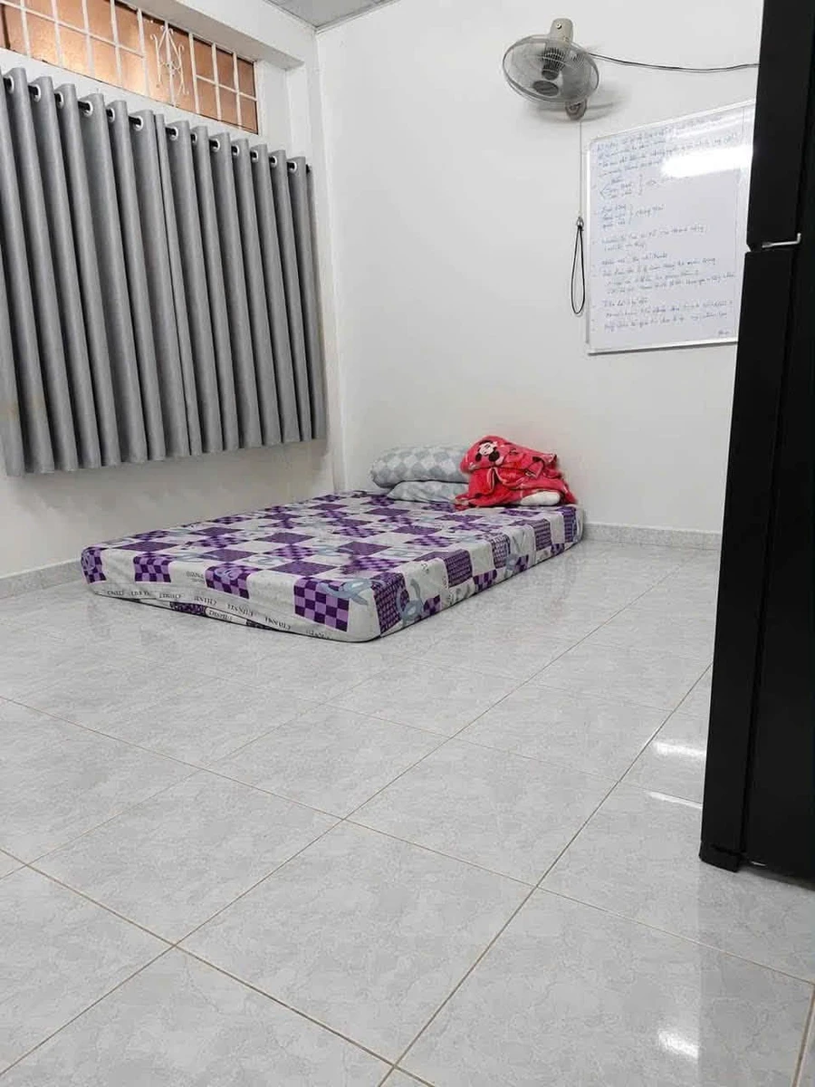 Bán nhà hẻm 4m đường Khánh Hội, Quận 4, 55m2, 3PN, giá hơn 6 tỷ - Ảnh thu nhỏ 5