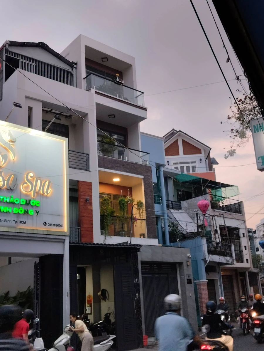 Bán nhà mặt tiền 4x17m Võ Thành Trang Quận 1 - 9.5 tỷ - Ảnh thu nhỏ 4
