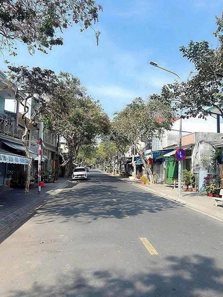 Bán nhà cấp 4 mặt tiền đường Nguyễn Huệ 80m2, Phước Hiệp, TP Bà Rịa, giá 2,8 tỷ - Ảnh 1
