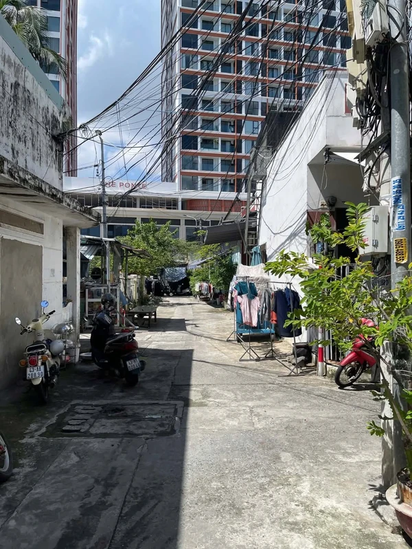 Bán nhà góc Sơn Trà 91,4m² 8 tỷ, 2 PN, Đà Nẵng