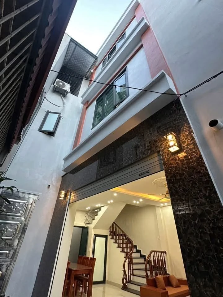 Bán nhà 3 tầng 40m² 3PN tại Lý Quốc Bảo, Hải Dương - Ảnh 1