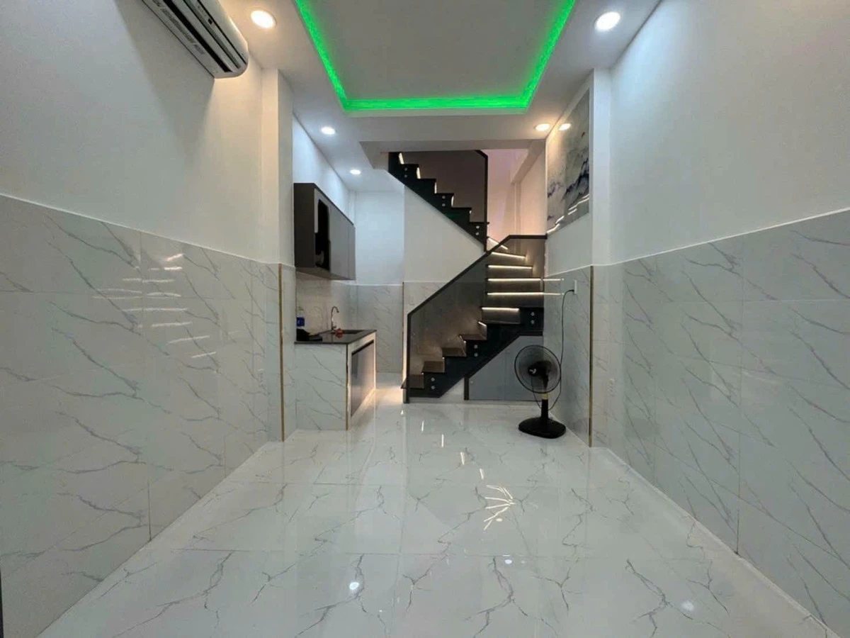 Bán nhà 2 tầng 33m² Phú Định Q8 giá 2.45 tỷ - Ảnh thu nhỏ 2