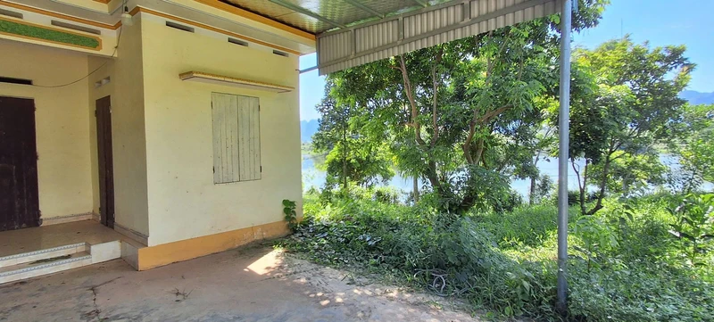 Bán đất bám hồ Vầu 1.600m² khu du lịch Hà Nội