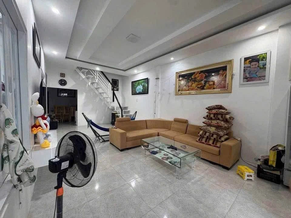Bán nhà hẻm Phan Chu Trinh, 100m², 4,3 tỷ đã hạ giá - Ảnh thu nhỏ 3