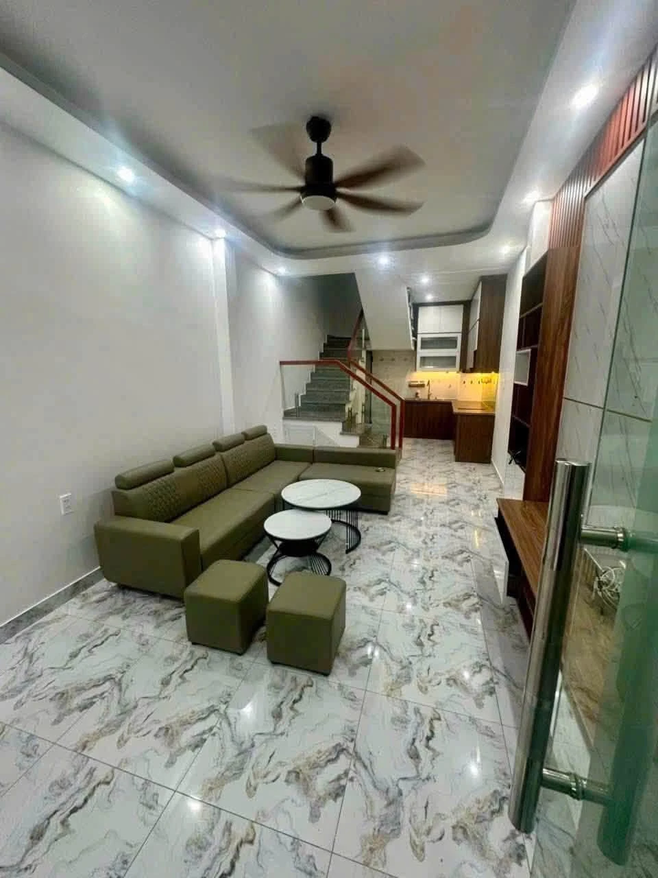 Bán nhà 4 tầng 36m² đường Hồ Sen, Quận Lê Chân, Hải Phòng - Ảnh 1