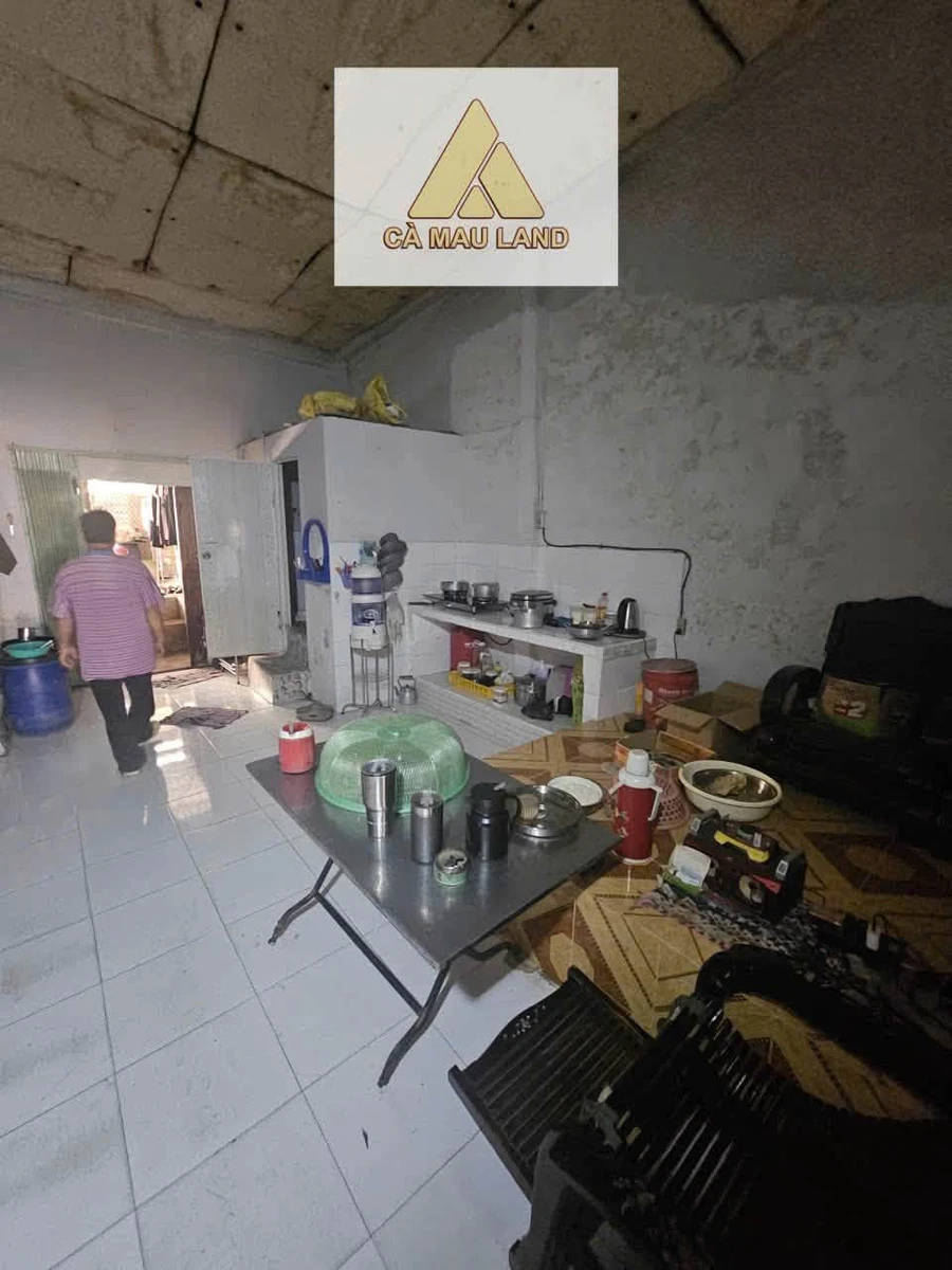 Bán nhà đường Lê Vĩnh Hòa, Cà Mau, 200m², 2 PN, 2 tỷ - Ảnh thu nhỏ 4