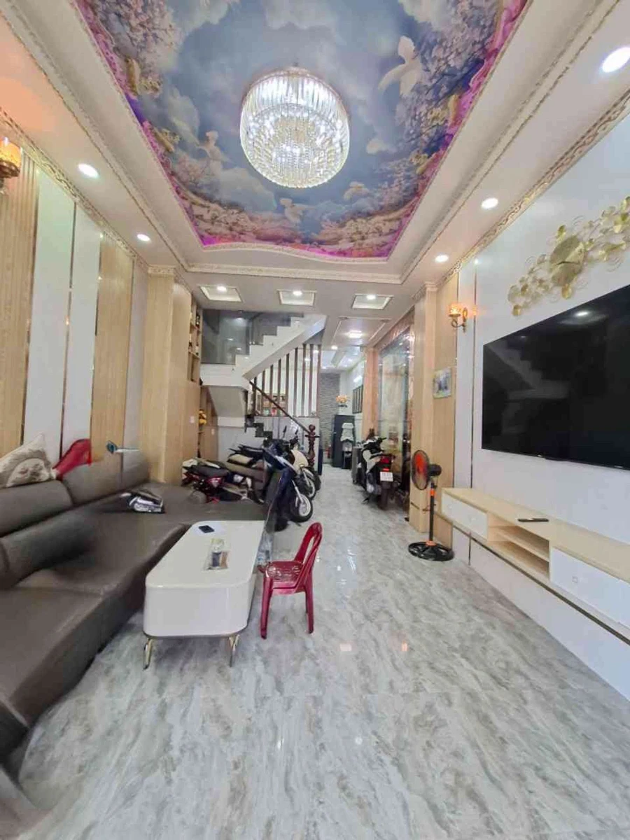 Nhà bán 4 tầng, sân thượng trên Lê Văn Quới, Tân Phú, 7 tỷ - Ảnh 1