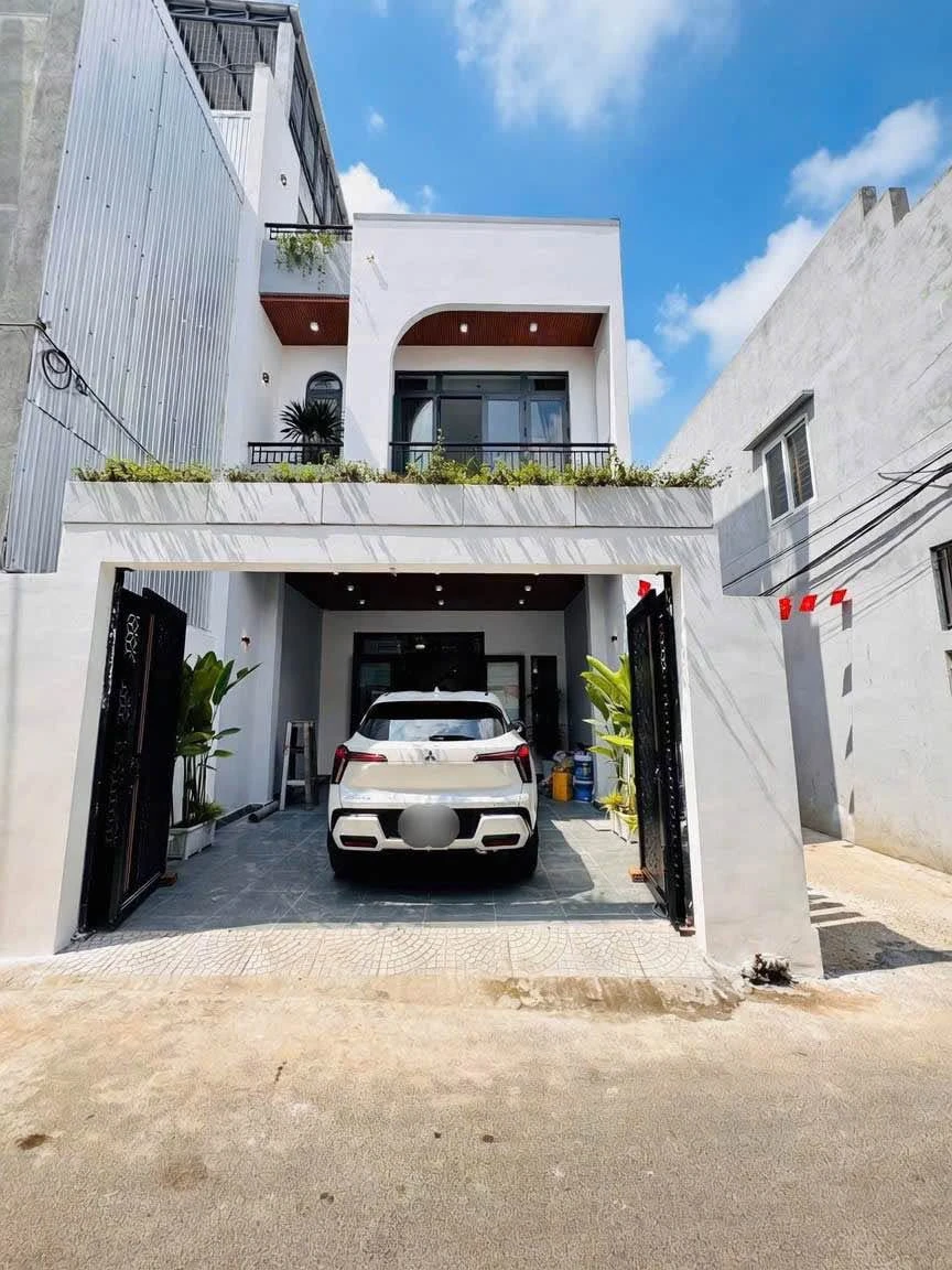 Nhà 1 trệt 1 lầu 3PN 100m² Biên Hòa Bình Dương - Ảnh 1