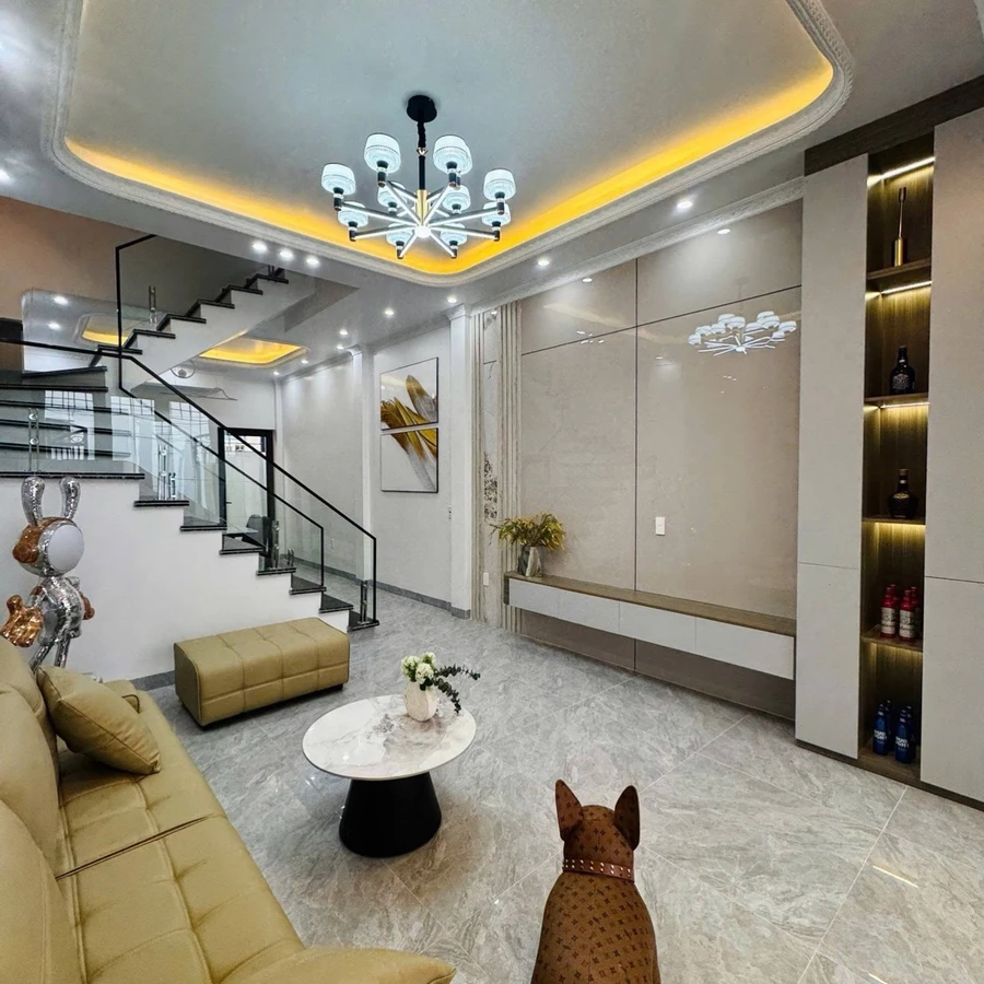 Bán nhà phố 60m² 4 tầng Trần Nguyên Hãn Quận 1 - Ảnh 1