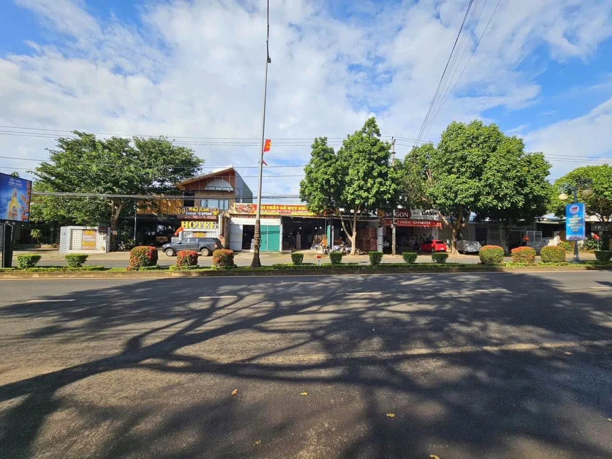 Bán đất mặt tiền Nguyễn Lương Bằng Buôn Ma Thuột 780m², 14.8 tỷ - Ảnh thu nhỏ 2