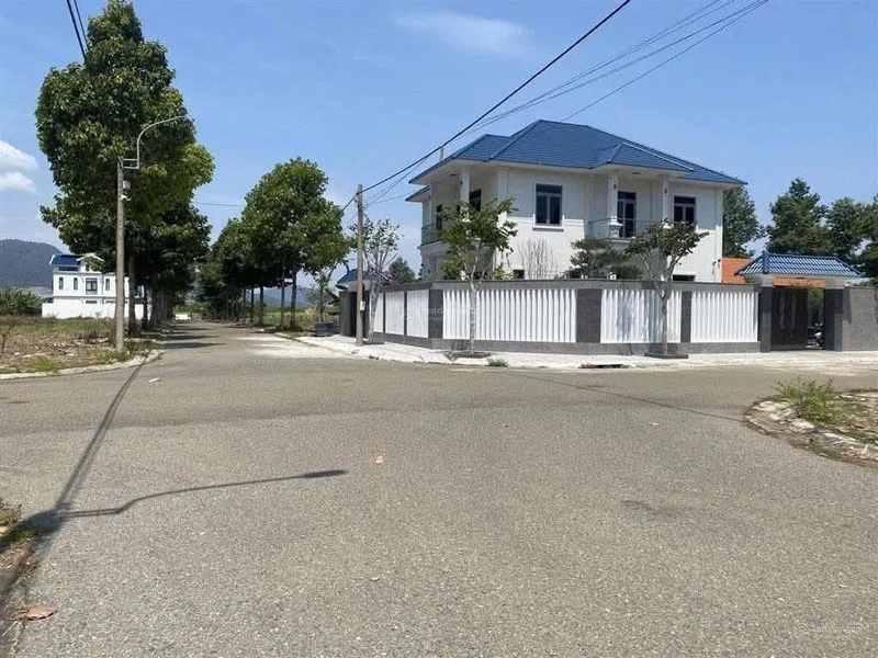 Bán lô biệt thự góc 2 mặt tiền 274m² Lan Anh 2, sổ đỏ riêng