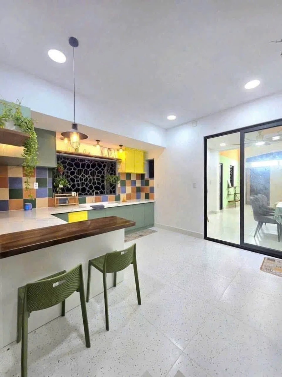Bán nhà lô góc 2 tầng 62m², 3PN, hẻm Huỳnh Tấn Phát, Quận 7, giá 5,5 tỷ - Ảnh thu nhỏ 5