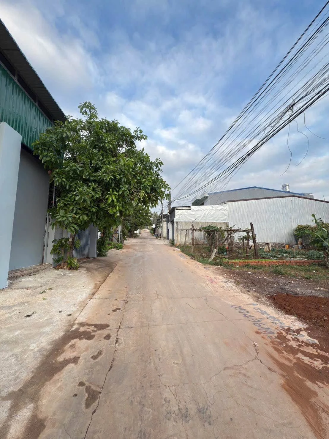 Bán lô đất thổ cư 5x23m hẻm Y Moan, Tân Lợi, Buôn Ma Thuột giá 3,19 tỷ - Ảnh 1