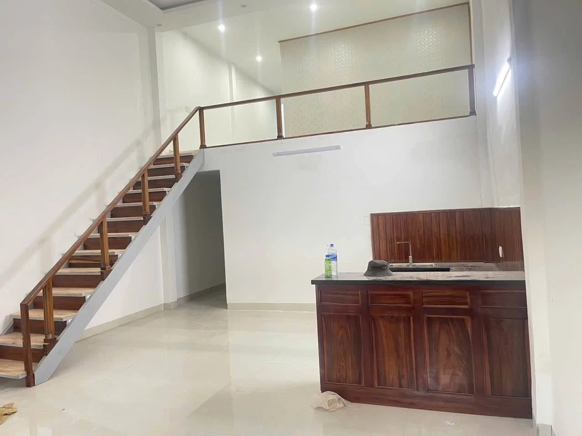 Bán nhà hẻm 3 phòng ngủ 120m² Quận 1, giá 3 tỷ 600 - Ảnh thu nhỏ 2