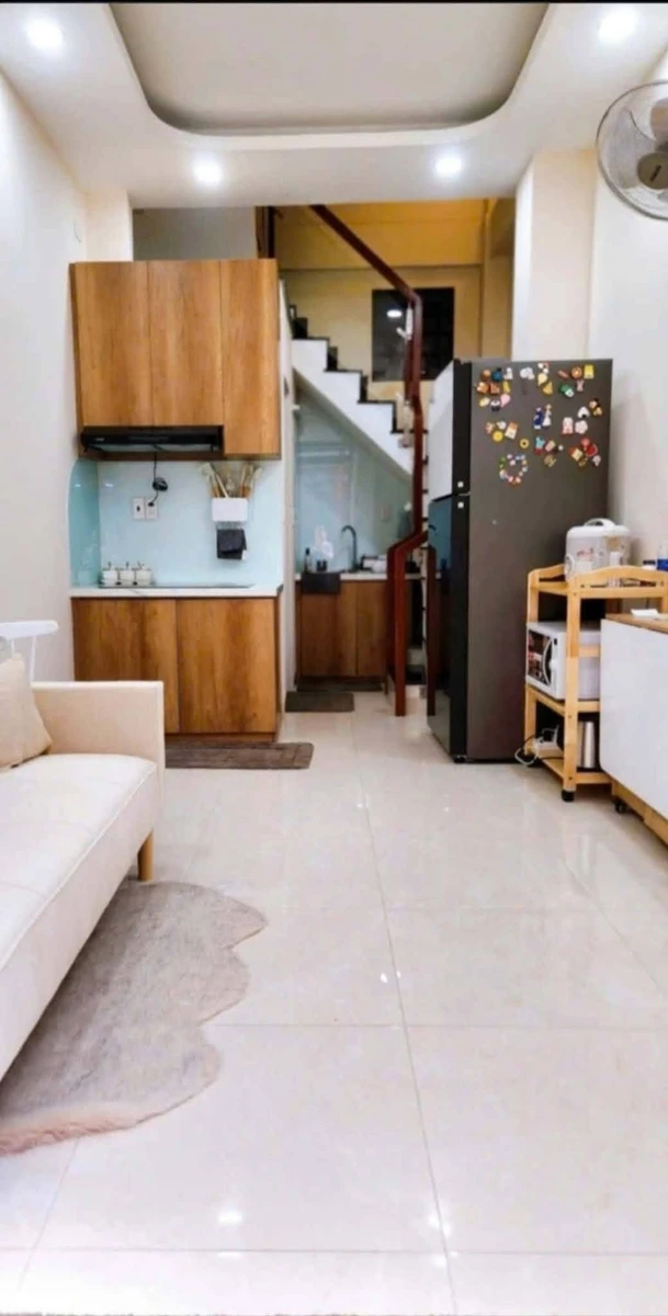Bán nhà hẻm 3 lầu 21m2 Đoàn Văn Bơ, Phường 9, Quận 4, giá 5 tỷ - Ảnh thu nhỏ 2