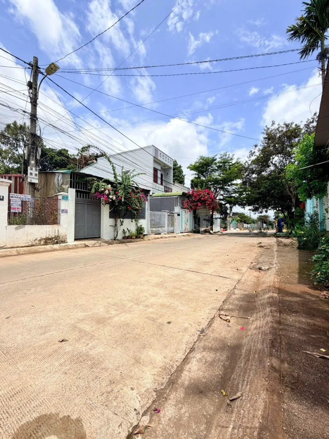 Bán nhà mặt tiền đường Lương Văn Can, Phường Tân Lợi, Buôn Ma Thuột, 5,25x21m, 5,19 tỷ - Ảnh 1