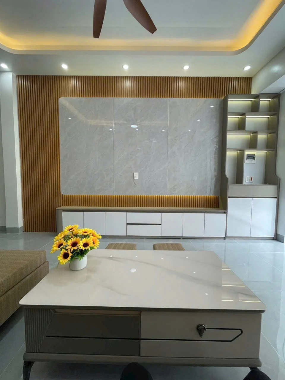 Bán nhà 3 tầng 43.6m² Phường Cẩm Thượng, Hải Dương 1.79 tỷ - Ảnh 1