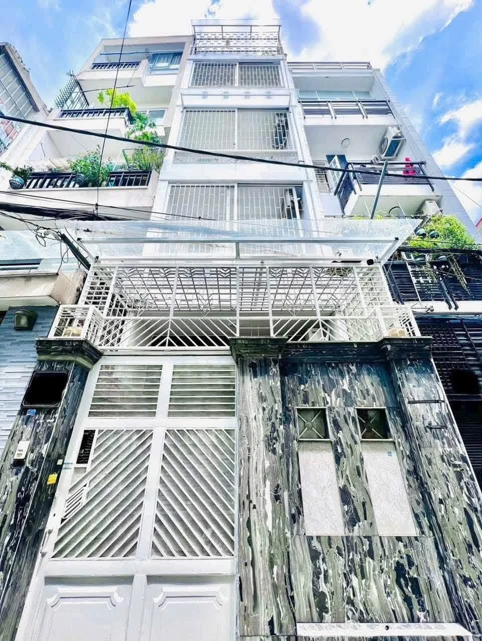 Bán nhà 4 tầng 55m2 hẻm 1 sẹc Lê Văn Sỹ, Phú Nhuận, giá 8,49 tỷ, dòng tiền 40tr/tháng - Ảnh 1