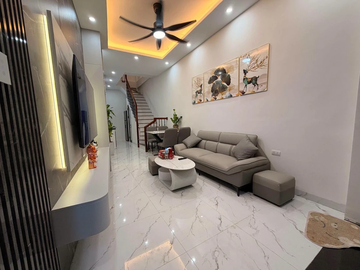Bán nhà 5 tầng 30m Ngã Tư Sở 5.8 tỷ - Ảnh thu nhỏ 2