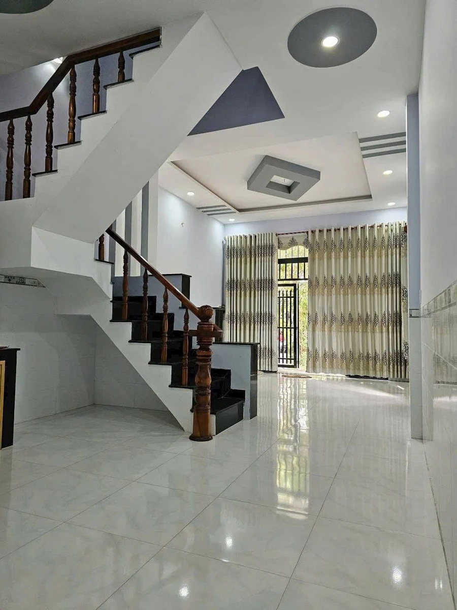 Bán nhà 1 trệt 1 lầu 48m² Đức Hòa, Long An 850 triệu - Ảnh thu nhỏ 3