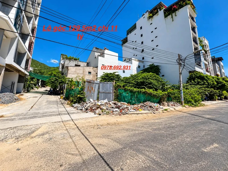 Bán lô góc 2 mặt tiền Lê Văn Miến Bắc Nha Trang 129.5m2, 11 tỷ