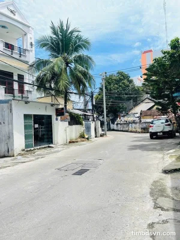 Nhà 3 tầng mặt tiền Lương Thế Vinh, 72m2, 3PN, Nha Trang - Ảnh thu nhỏ 2