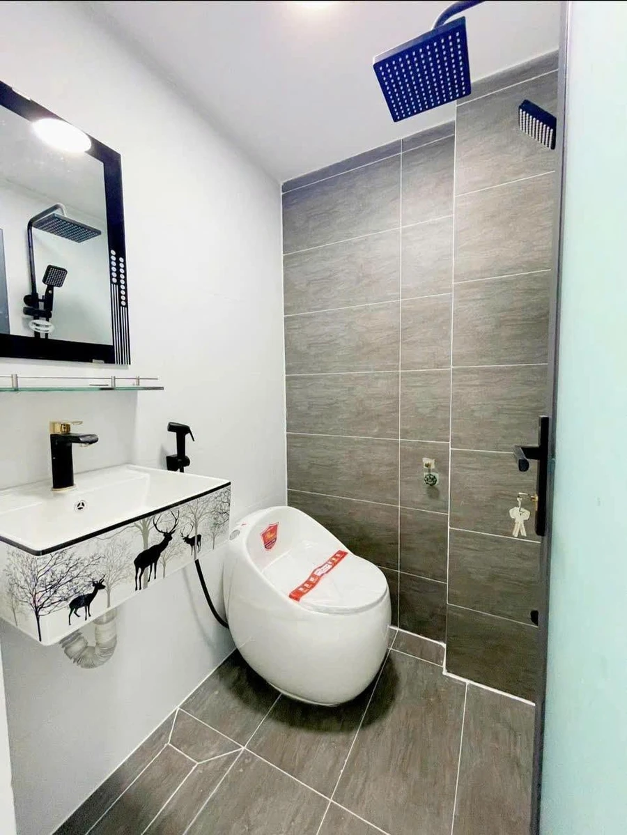 Bán nhà hẻm 5 tầng 31m² 6PN đường Nguyễn Thần Hiến, Quận 4, giá 4,5 tỷ - Ảnh thu nhỏ 2