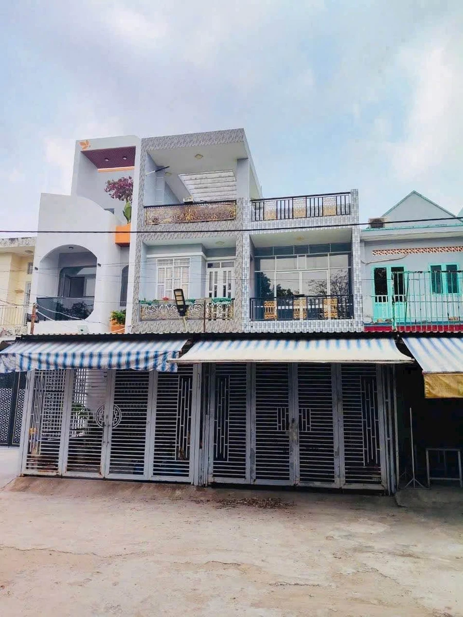Bán nhà 1 trệt 1 lầu 96m² Gò Đen Bến Lức - Ảnh thu nhỏ 2