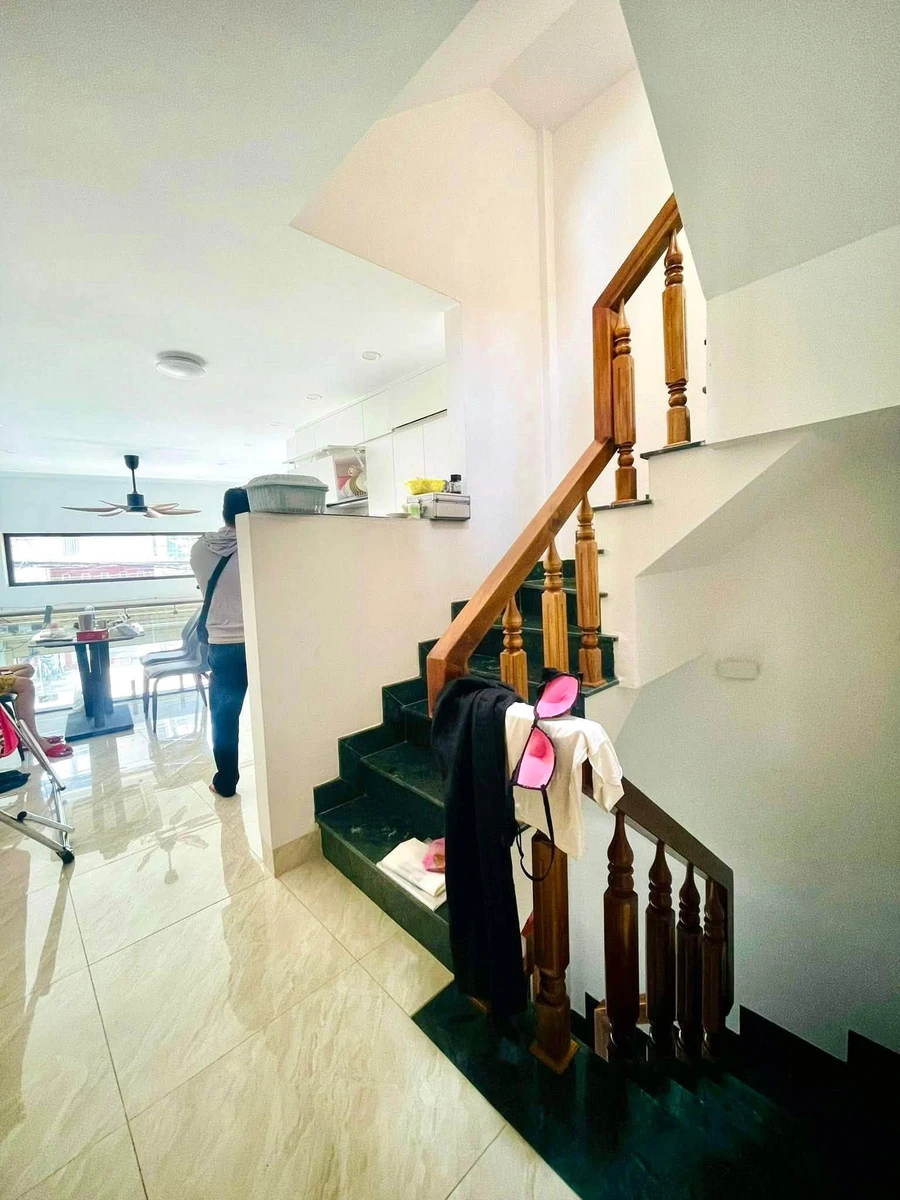 Bán nhà mặt tiền 3,5 tầng Trần Hưng Đạo, Quy Nhơn, 32,6m2, nhỉnh 4 tỷ - Ảnh thu nhỏ 3