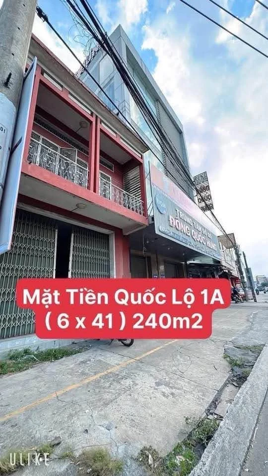 Bán nhà mặt tiền Quốc lộ 1A, 240m² Biên Hòa 13 tỷ - Ảnh 1