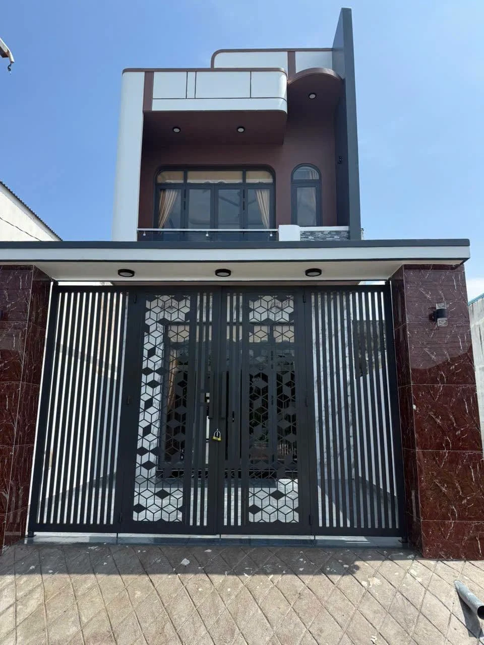 Bán nhà 3 phòng ngủ 125m² Cần Giuộc Tây Ninh - Ảnh 1