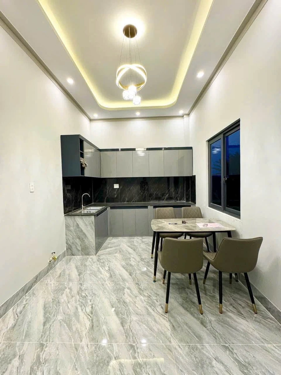 Bán nhà C4 mới full nội thất 100m2 hẻm Đặng Văn Lãnh, Phường Bình Thuận, Phan Thiết - Ảnh thu nhỏ 3