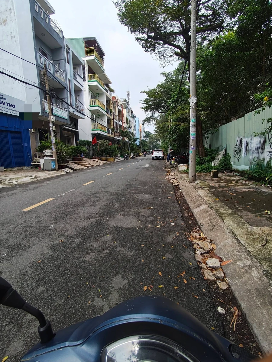 Cho thuê kho Bình Phú Q6 140m² trần cao 6m 22 triệu/tháng - Ảnh 1