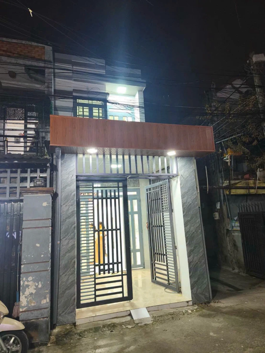 Bán nhà mặt tiền đường Tam Đông 29, Hóc Môn, 3.5x13m, 1 trệt 1 lầu 2PN, giá 2,35 tỷ - Ảnh thu nhỏ 2
