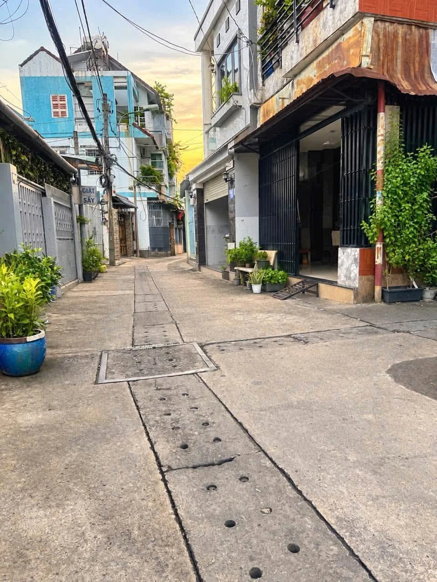 Nhà bán 2 tầng 75m² 6.8 tỷ Võ Văn Ngân Thủ Đức - Ảnh thu nhỏ 4