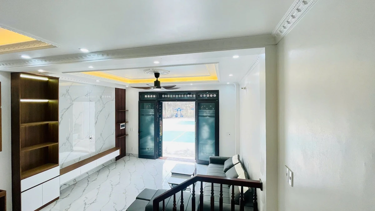 Bán nhà 3 tầng tân cổ điển 40m2 Ngô Quyền, Hải Dương - Ảnh thu nhỏ 3