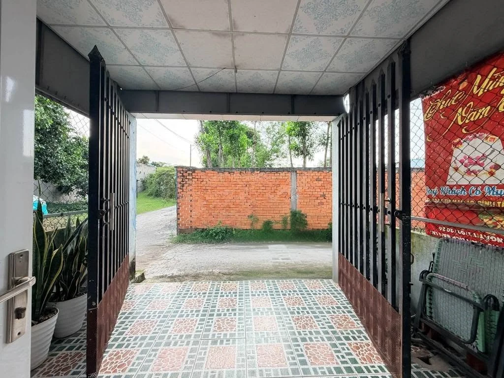 Bán nhà cấp 4 Mỹ Hạnh Tây Ninh 80m² 2 phòng ngủ 1 tỷ 50 triệu - Ảnh thu nhỏ 2