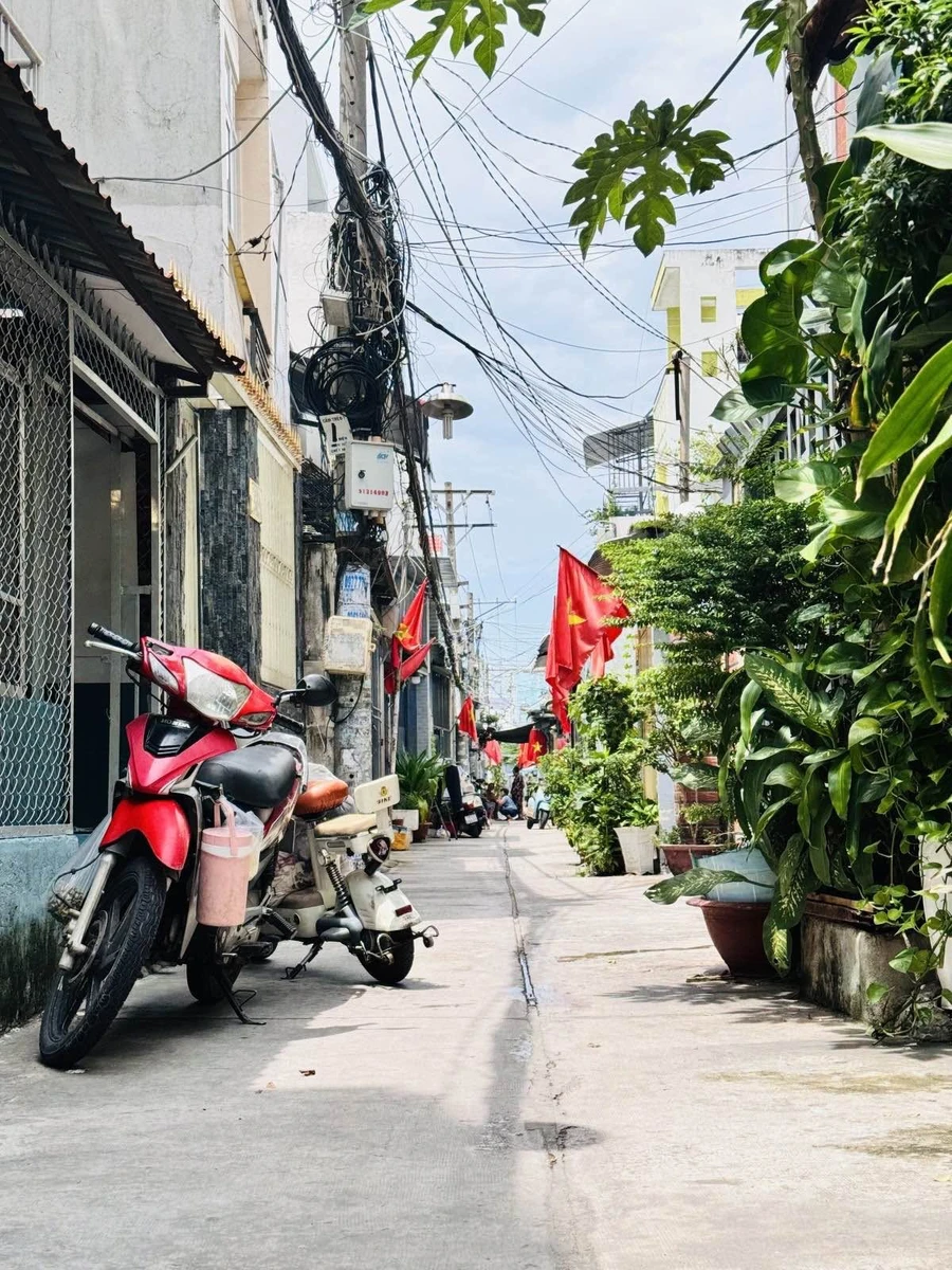 Bán nhà 3 tầng mới 4PN 83m² đường Bùi Minh Trực, Phường 5, Quận 8 giá 8,99 tỷ - Ảnh thu nhỏ 2