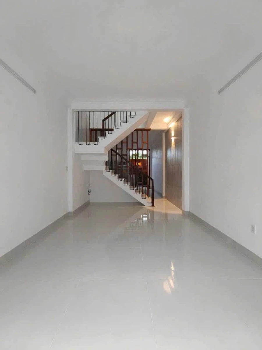 Bán nhà 1 trệt 1 lầu mặt tiền đường Huỳnh Thị Khá, Phú Thủy, Phan Thiết, 68,5m2, 3,1 tỷ - Ảnh thu nhỏ 2