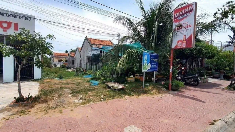 Bán đất kinh doanh mặt tiền QL29 Đông Hòa Phú Yên 208.8m2 - 4.2 tỷ