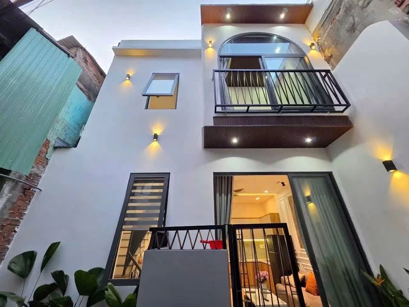 Bán nhà 2 tầng xây mới 3PN 50m2 kiệt 120 Lý Thái Tổ, Đà Nẵng, giá 3,99 tỷ