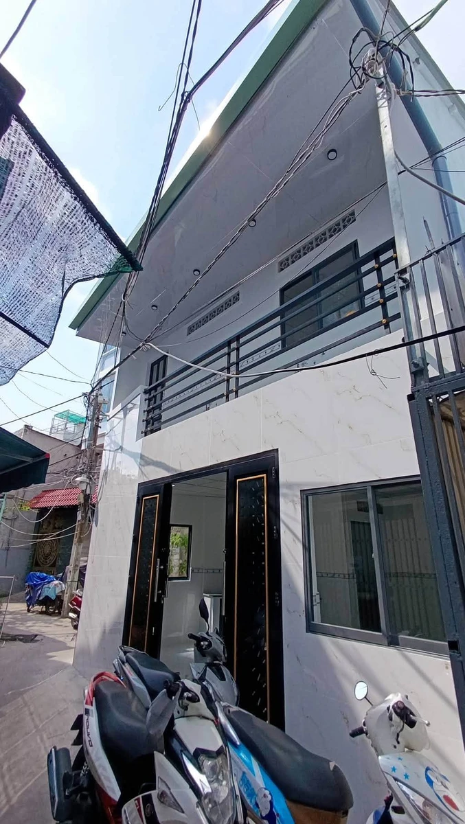 Bán nhà góc mặt tiền 28,8m² Quận 8, 3 tỷ 2 - Ảnh 1