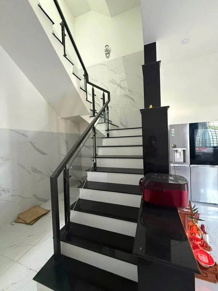 Bán nhà lầu 2PN 175m² Long An 3 tỷ - Ảnh thu nhỏ 3
